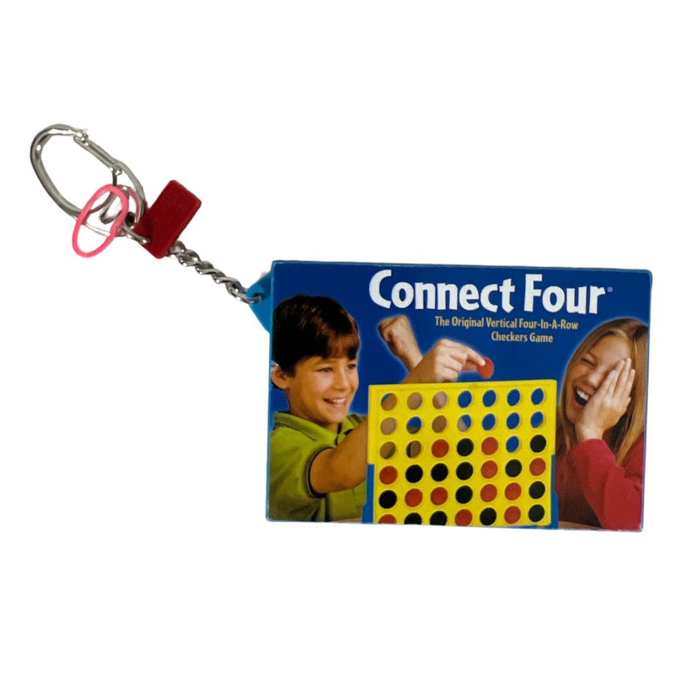 Basic Fun Connect Four 4 Game Keychain Hasbro miniature 2000 543-0